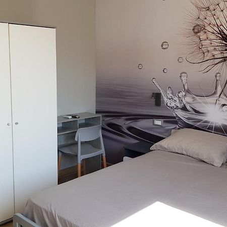דירות ונטימיגליה Casalmare Via Asse מראה חיצוני תמונה