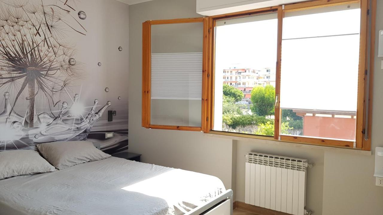 דירות ונטימיגליה Casalmare Via Asse מראה חיצוני תמונה