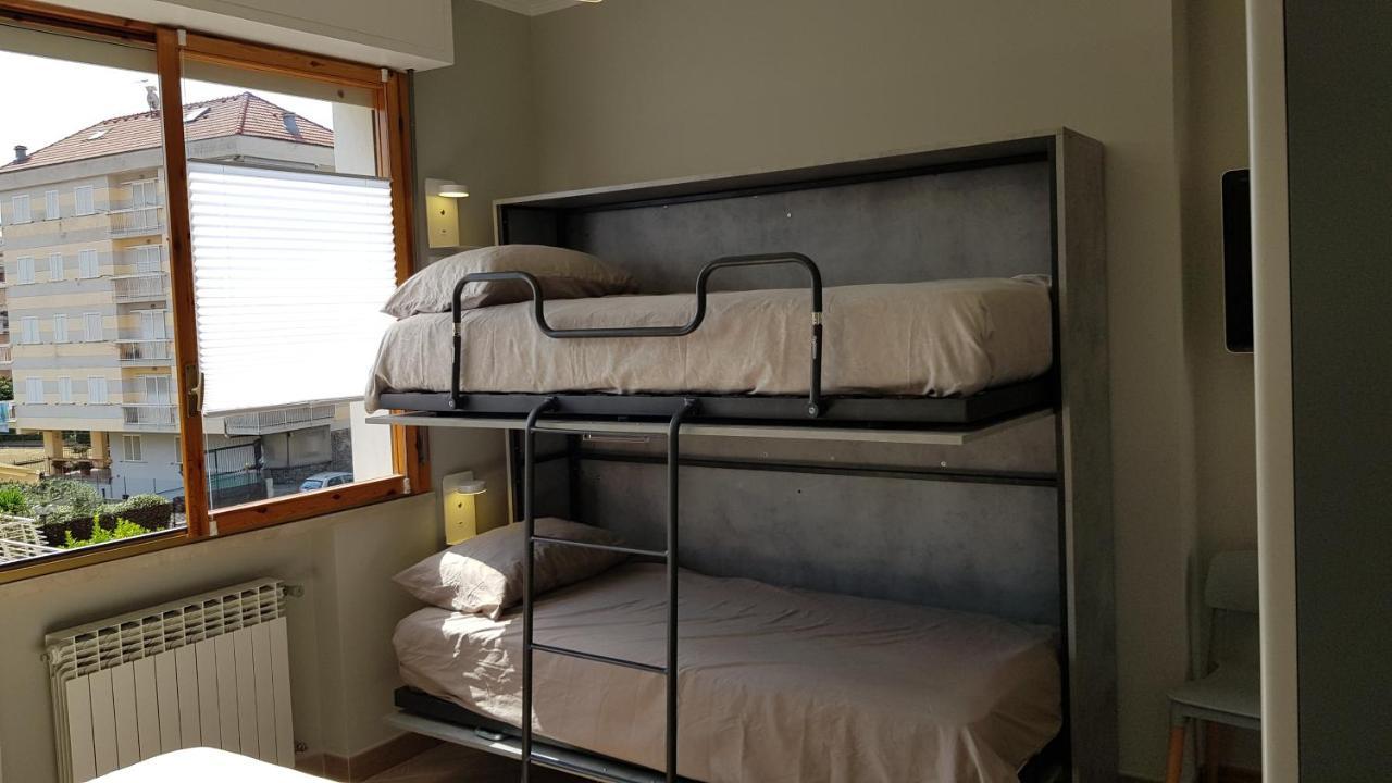 דירות ונטימיגליה Casalmare Via Asse מראה חיצוני תמונה