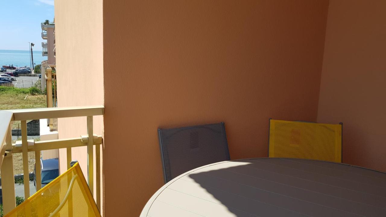 דירות ונטימיגליה Casalmare Via Asse מראה חיצוני תמונה